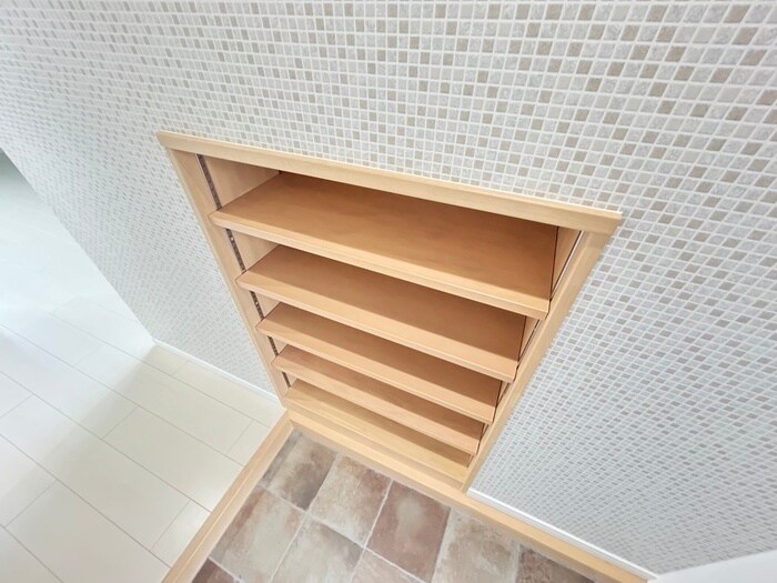 物件内観写真18　(靴箱)