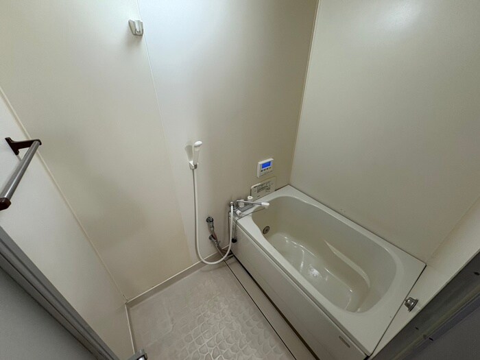 物件内観写真10　(バス／シャワールーム等)