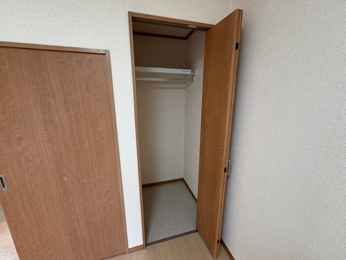 物件内観写真15　(収納)