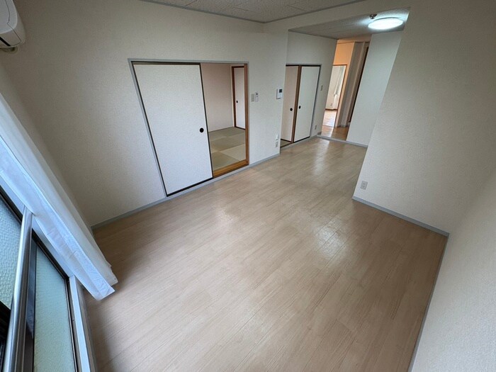 物件内観写真16　(居室)