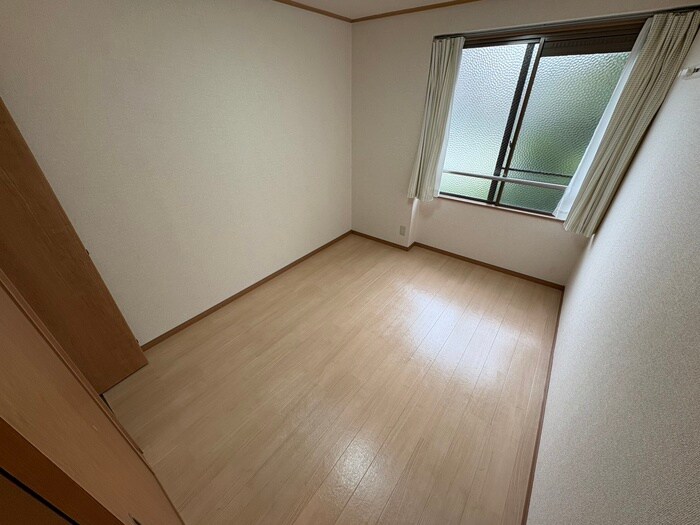 物件内観写真19　(居室)