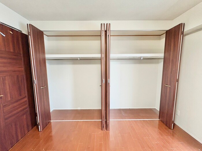 物件内観写真12　(収納)