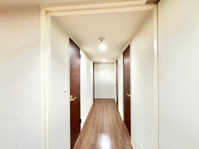 物件内観写真15　(洗濯機置場)