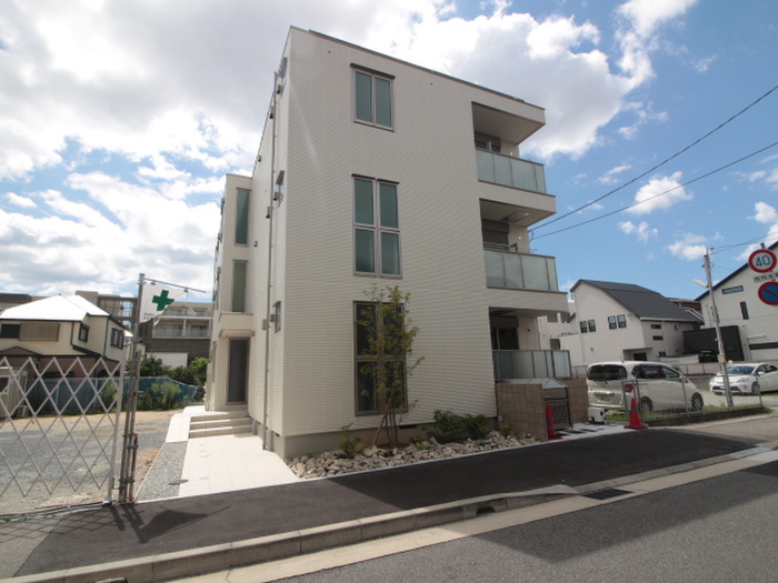 ヘーベルメゾン小松北町