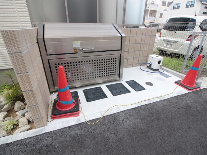 物件外観写真4　(建物設備)