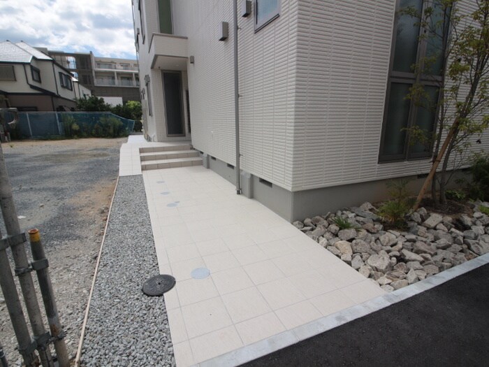 物件外観写真5　(外観写真)