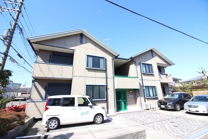 物件外観写真1　(外観写真)