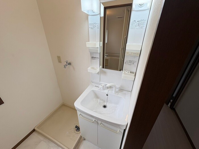 物件内観写真7　(洗面)