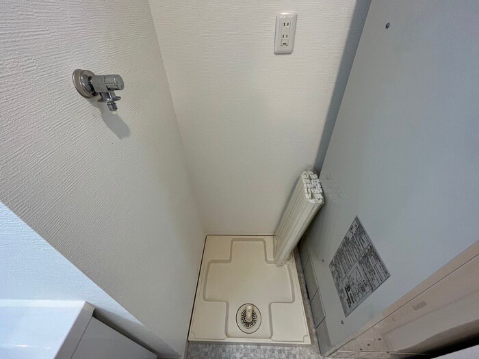 物件内観写真13　(洗濯機置場)