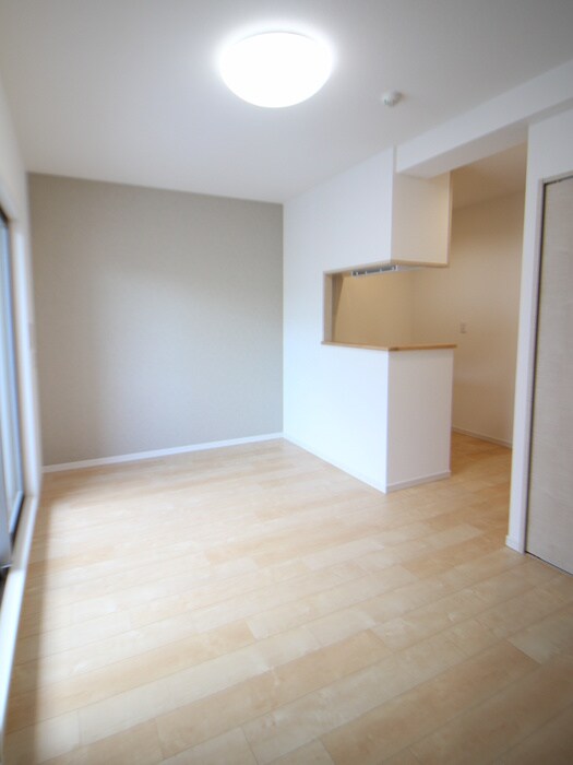 物件内観写真5　(居室)