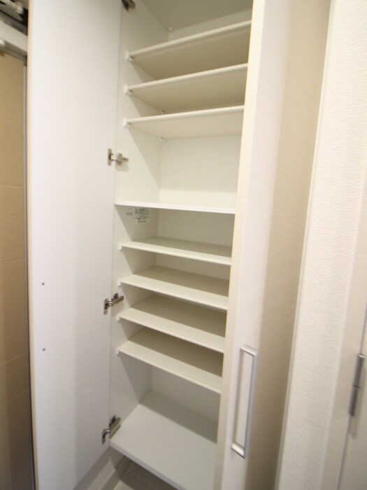 物件内観写真15　(靴箱)