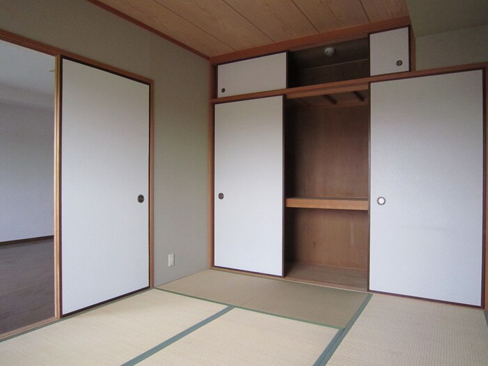 物件内観写真12　(居室)