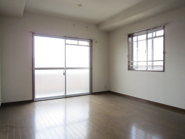 物件内観写真13　(居室)