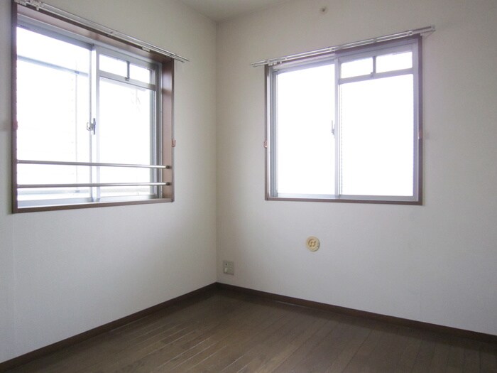 物件内観写真16　(居室)