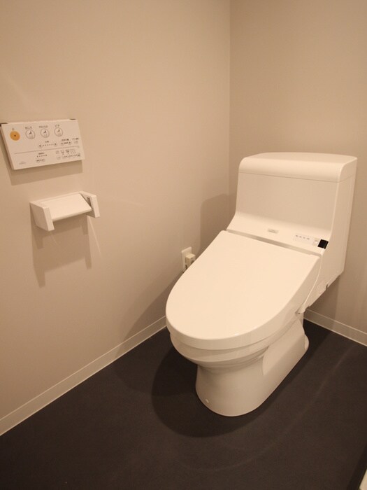 物件内観写真10　(トイレ)