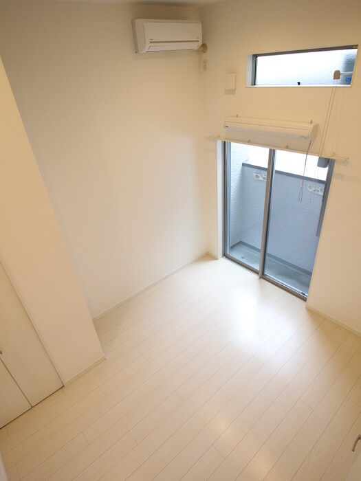 物件内観写真19　(居室)