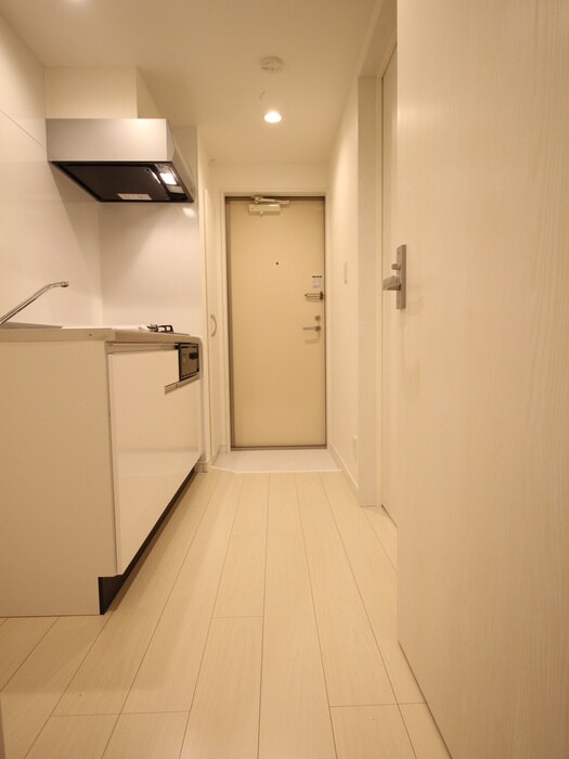 物件内観写真20　(廊下)