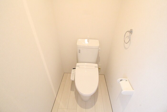 物件内観写真9　(トイレ)