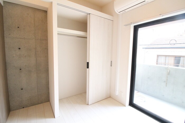 物件内観写真12　(収納)