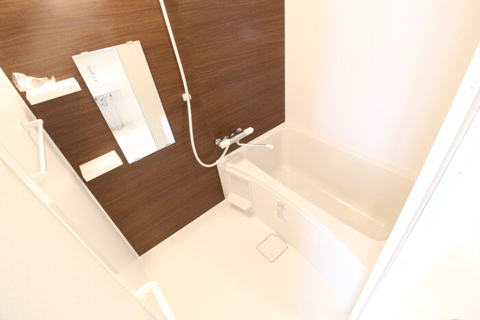 物件内観写真12　(バス／シャワールーム等)