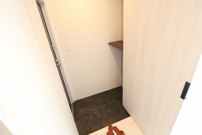 物件内観写真18　(靴箱)