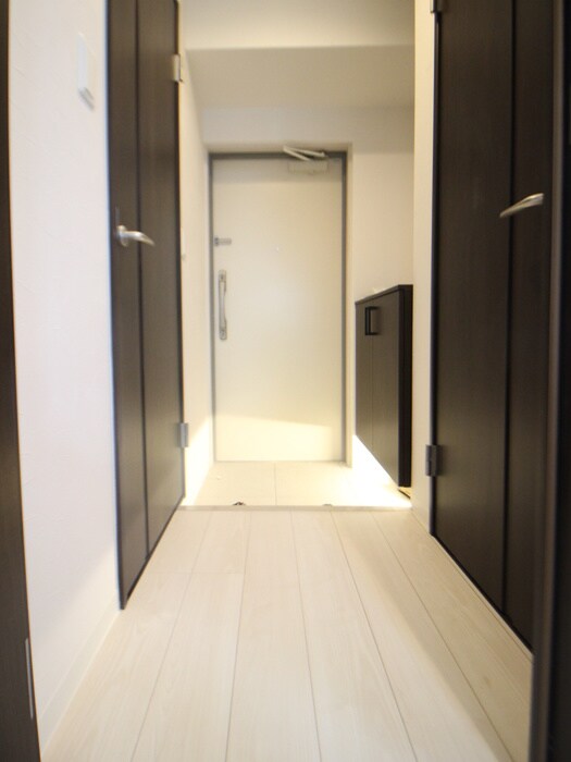 物件内観写真18　(廊下)