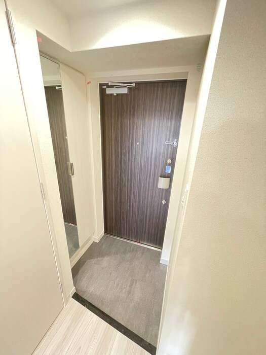 物件内観写真14　(玄関)