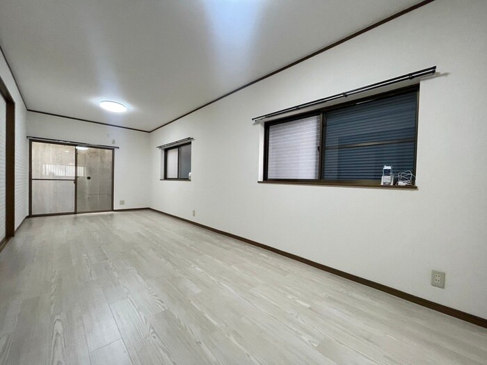 物件内観写真5　(居室)