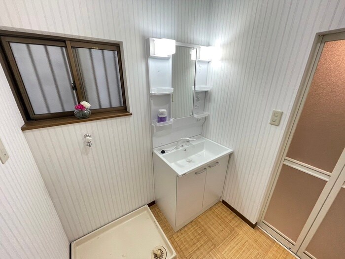 物件内観写真11　(洗面)