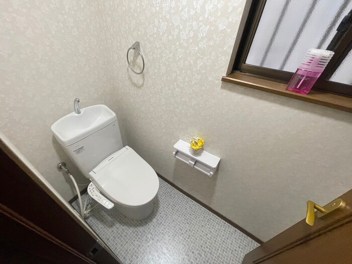 物件内観写真12　(トイレ)