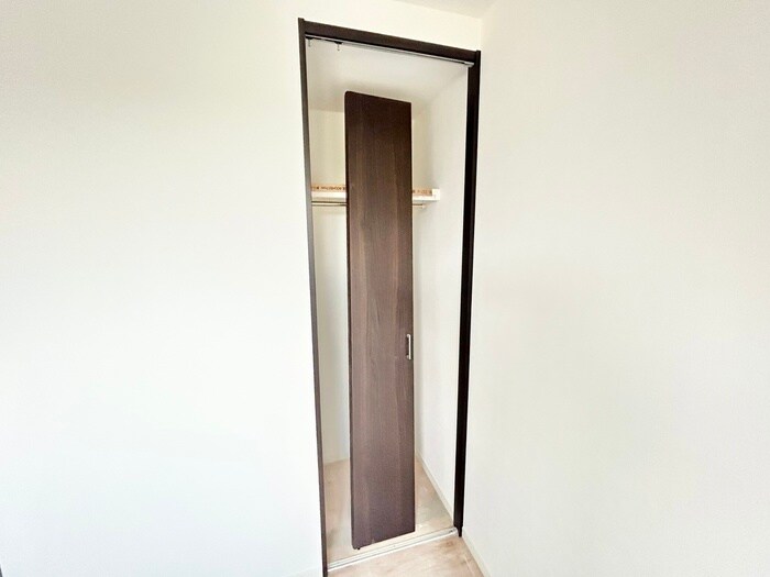 物件内観写真11　(収納)