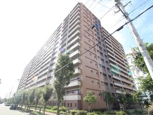 ﾛ-ﾚﾙｽｸｴｱ枚方ﾌｫﾚｽﾄｹﾞ-ﾄ（1526）外観写真