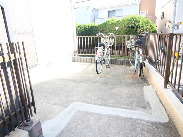 駐輪場