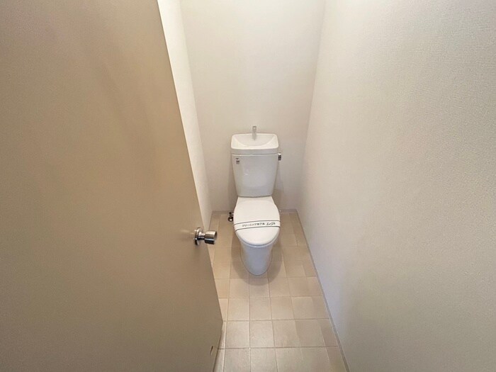 物件内観写真11　(トイレ)