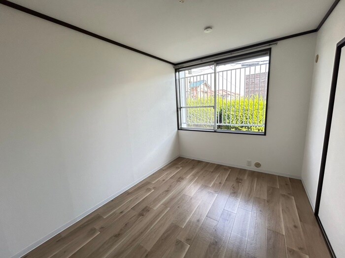 物件内観写真18　(居室)