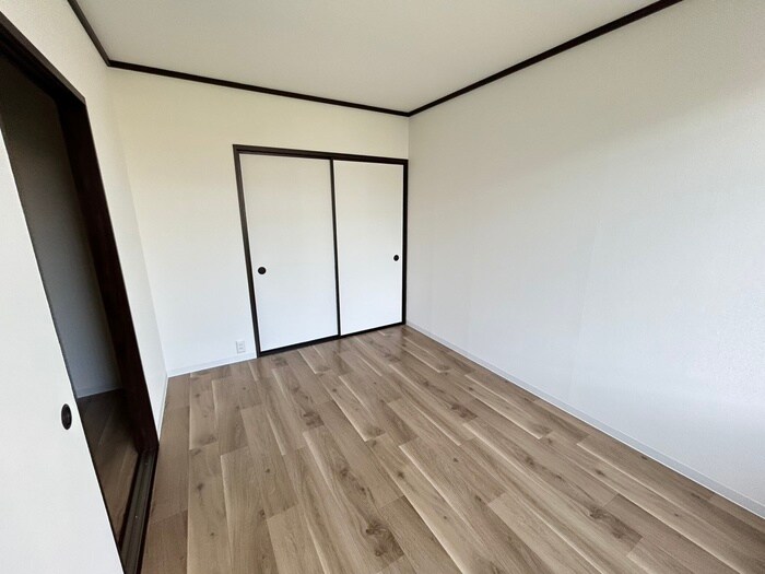 物件内観写真19　(居室)