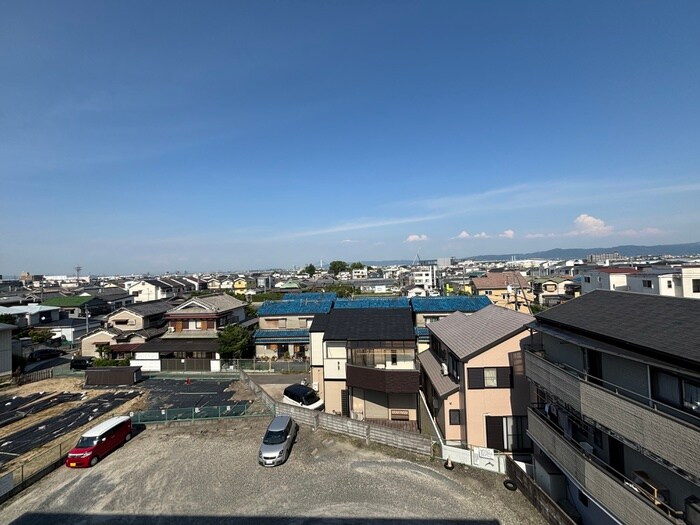 物件内観写真15　(室内からの展望)