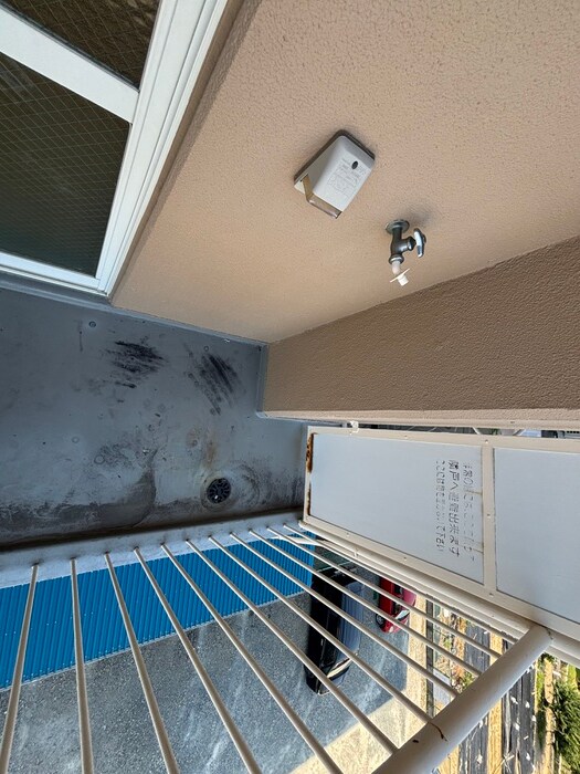 物件内観写真16　(洗濯機置場)