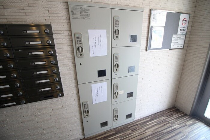 物件外観写真4　(建物設備)