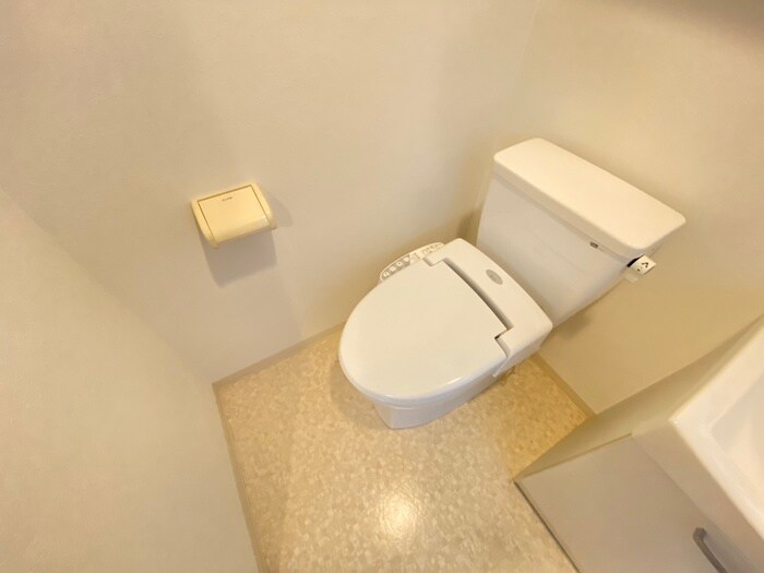 物件内観写真13　(トイレ)