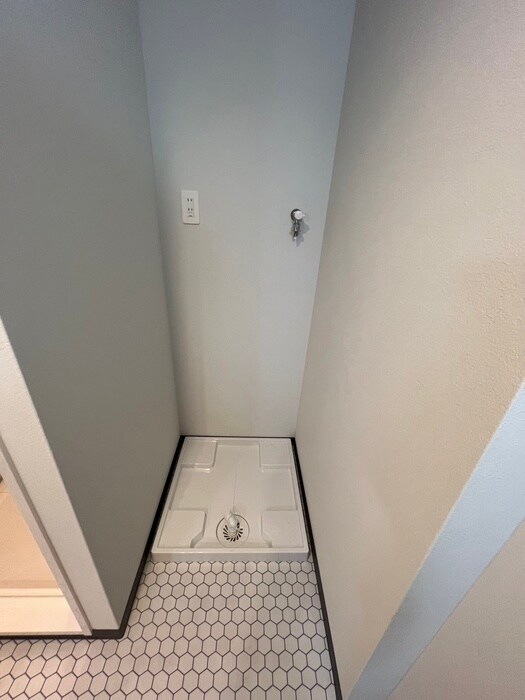 物件内観写真11　(洗濯機置場)