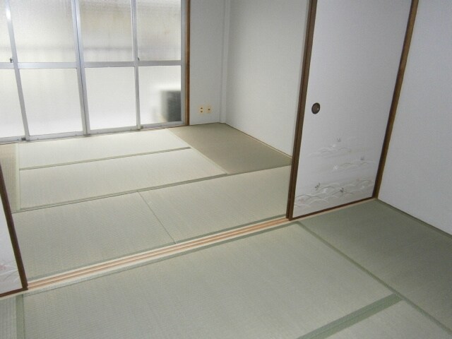 物件内観写真6　(居室)