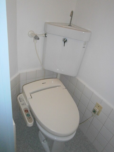 物件内観写真12　(トイレ)