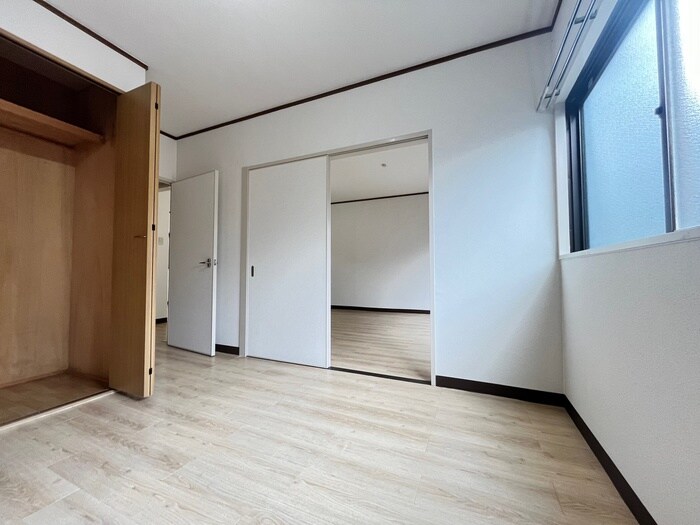 物件内観写真10　(居室)