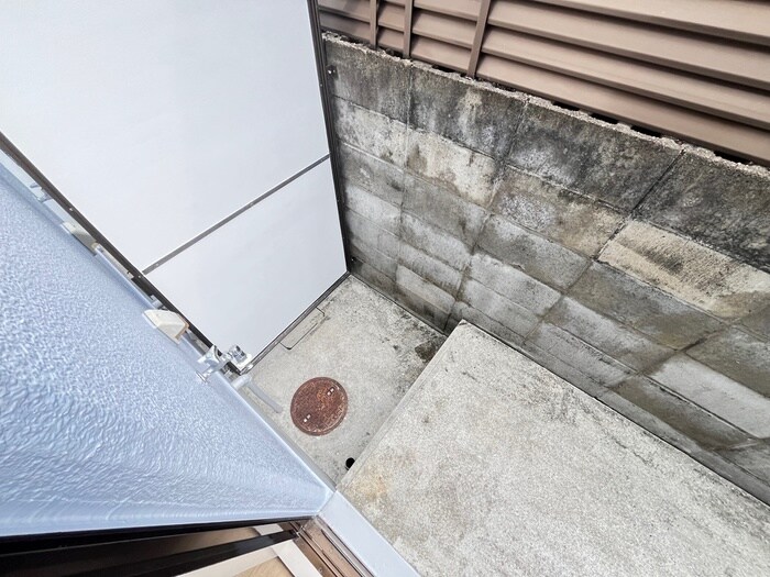 物件内観写真15　(洗濯機置場)