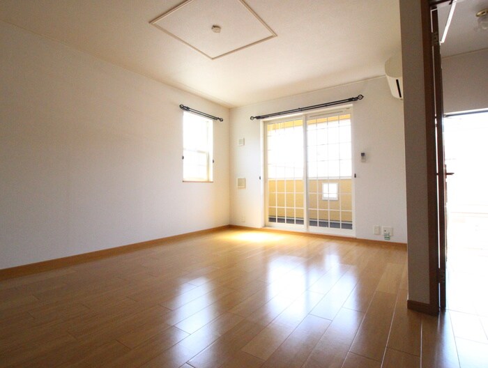 物件内観写真7　(居室)