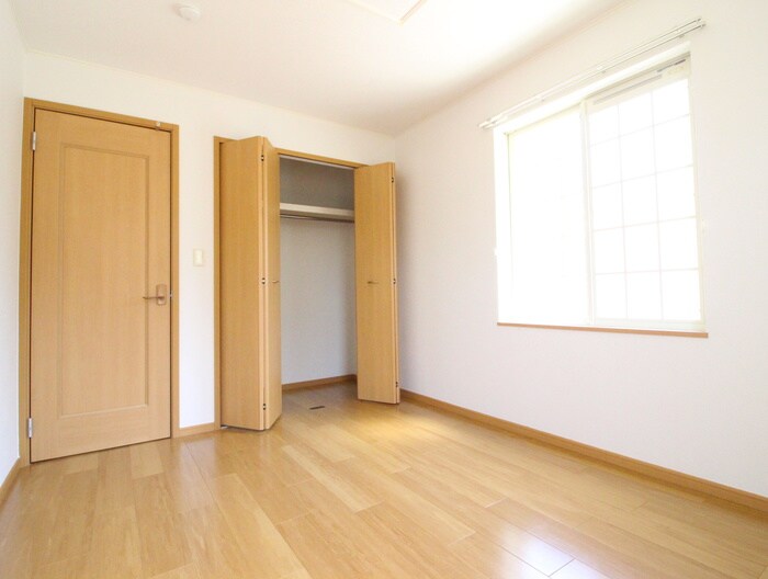 物件内観写真9　(居室)