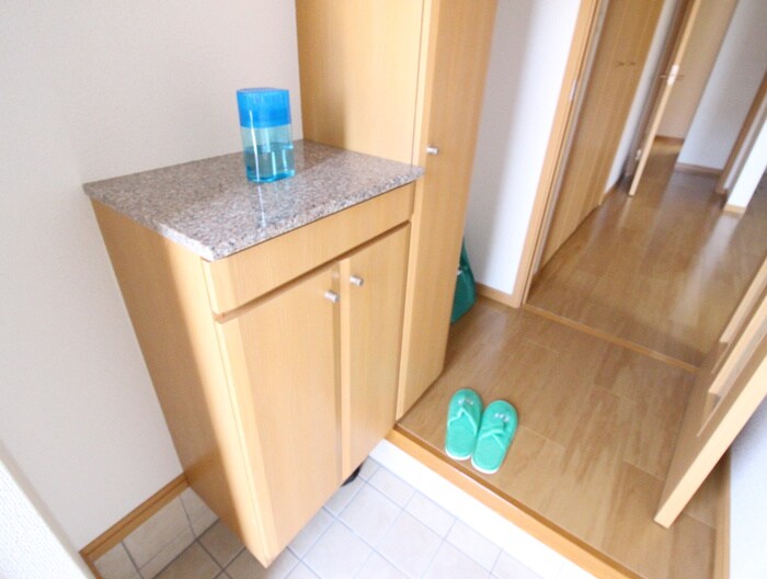 物件内観写真16　(靴箱)