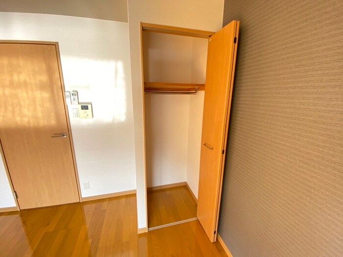 物件内観写真15　(収納)