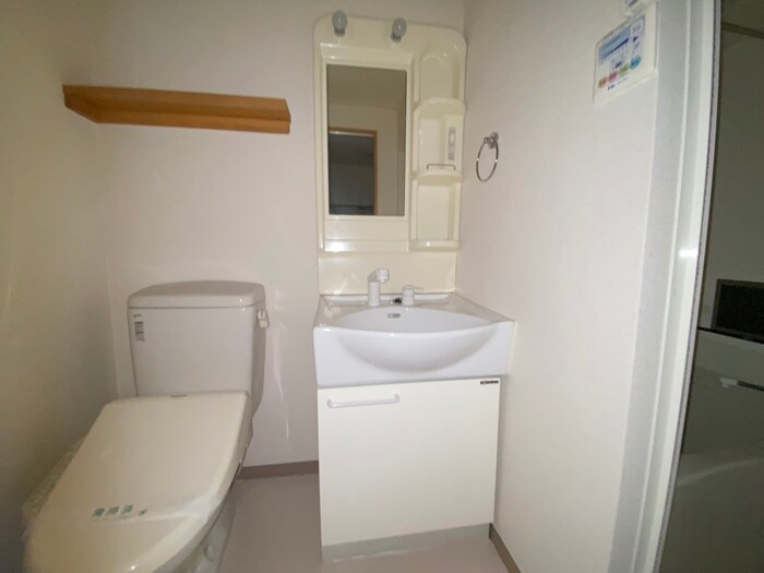 物件内観写真15　(洗面)